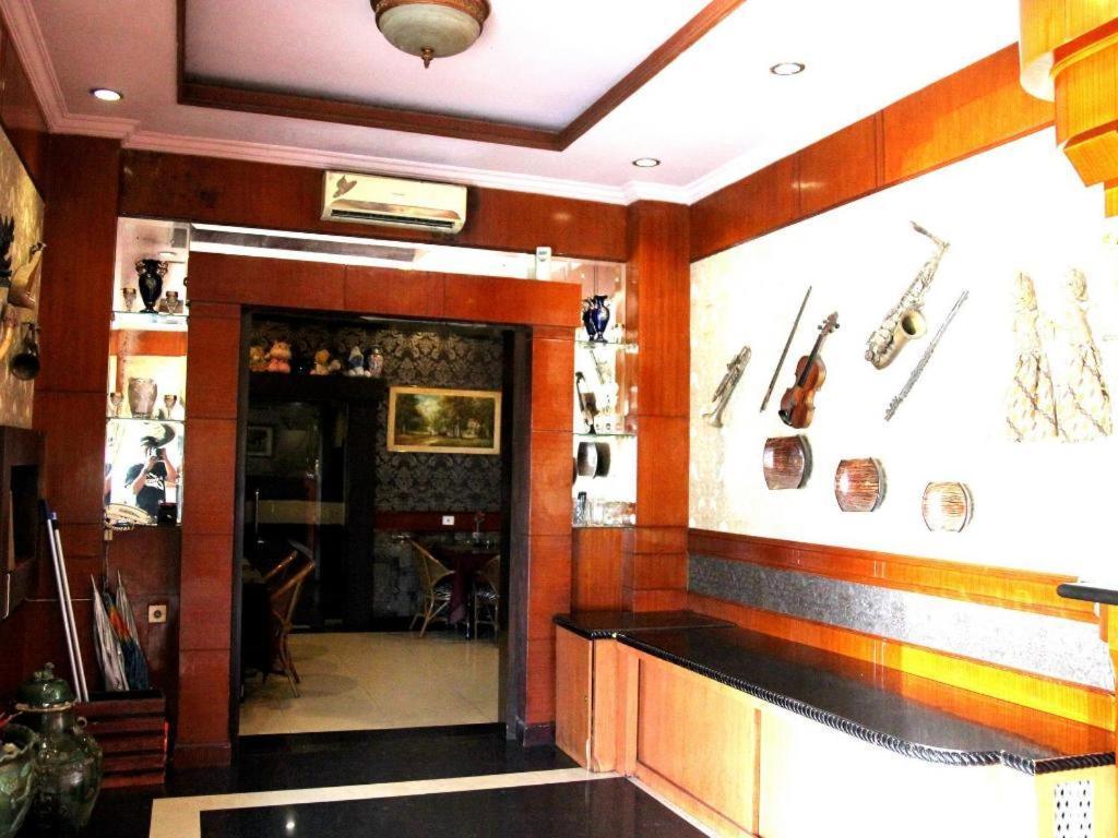 Menara Lexus 2*